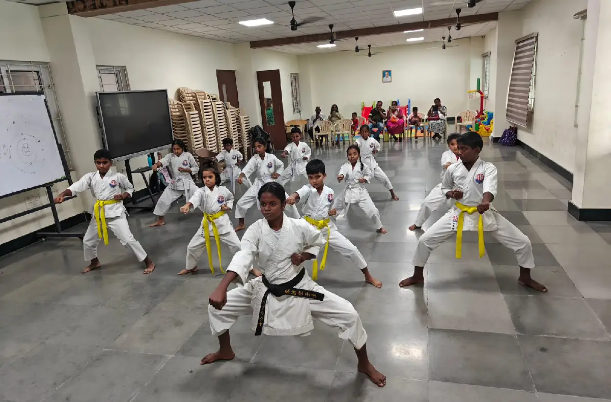 karate aaps